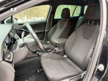 Opel Astra K Sports Tourer 1.6 Turbo 200KM 2016 Opel Astra 1.6 turbo 200KM, grzana kierownica, fotele, bezwypadkowy, super, zdjęcie 18