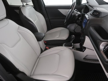 Jeep Renegade SUV Facelifting 1.3 GSE T4 Turbo 150KM 2018 Jeep Renegade 1.3 T-GDI, Salon Polska, Automat, zdjęcie 8