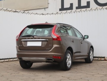 Volvo XC60 I SUV Facelifting 2.0 D4 DRIVE-E 181KM 2014 Volvo XC60 D4, Salon Polska, Serwis ASO, 178 KM, zdjęcie 4