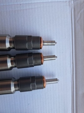 КОМПЛЕКТ ИНЖЕКТОРОВ IVECO STRALIS 5801906153