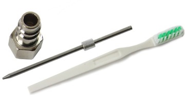 ПИСТОЛЕТ ДЛЯ ПОКРАСКИ 1,4/1,7 мм С РЕДУКТОРОМ + НАСАДКИ