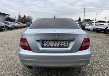 Mercedes Klasa C W204 Limuzyna 1.6 180 K BlueEFFICIENCY 156KM 2012 Mercedes-Benz Klasa C Polski salon 1.6 Benzyna 156KM, zdjęcie 4