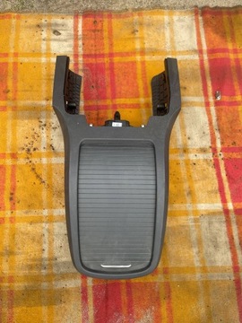 MERCEDES-BENZ V TŘÍDA W447 2024 STŘED TUNEL CENTRÁLNÍ