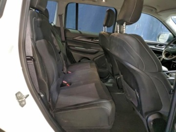 Jeep Grand Cherokee V 2023 Jeep Grand Cherokee Laredo 2023 3.6 Benzyna 293KM, zdjęcie 11