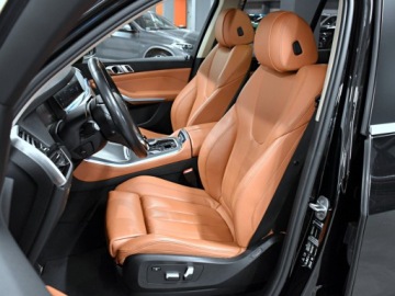 BMW X5 G05 SUV 3.0 40i 340KM 2020 BMW X5 Panorama/ Dostęp Komfortowy/ Elektryczne Fo, zdjęcie 9