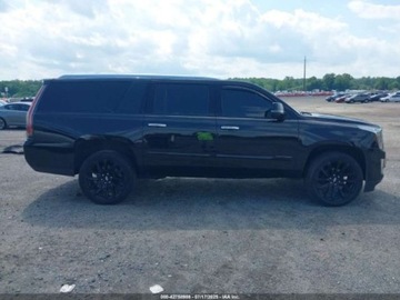 Cadillac Escalade III 2019 Cadillac Escalade 2019 Cadillac Escalade ESV 4WD 4dr Luxury 6.2 Benzyna, zdjęcie 12