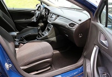 Opel Astra K Sportstourer Facelifting 1.2 Turbo 130KM 2020 Opel Astra 1,2 benz (130KM) klimatyzacja, tempomat, pdc, navi 1.2 Benzyna, zdjęcie 5