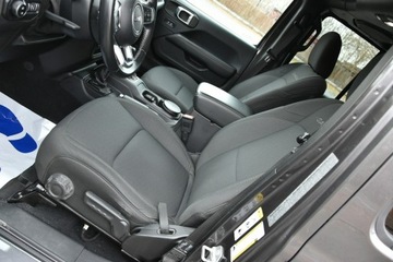 Jeep Wrangler IV Sport 4d Seria 5  2.0 GME Turbo  272KM 2019 Jeep Wrangler UNLIMITED Sahara 2.0 272KM 2019r, zdjęcie 14