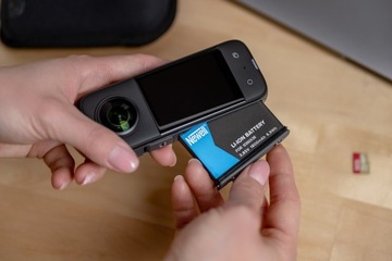 Аккумуляторная батарея Newell для камеры Insta360 X3