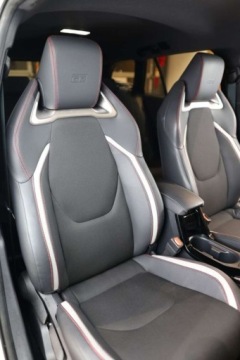 Toyota Corolla XII TS Kombi Facelifting 2.0 Hybrid Dynamic Force 196KM 2024 Toyota Corolla 2.0 Hybrid GR Sport Dynamic 2.0 Hybryda 196KM, zdjęcie 28