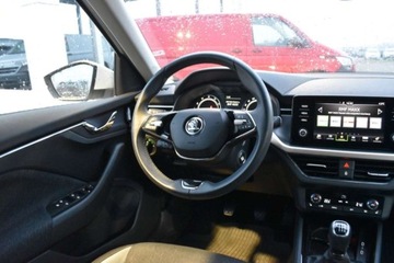 Skoda Kamiq Crossover 1.0 TSI 110KM 2021 Skoda Kamiq SalonPL Style 110KM Kessy Kamera Smartlink FULL LED Kamera ACC, zdjęcie 10