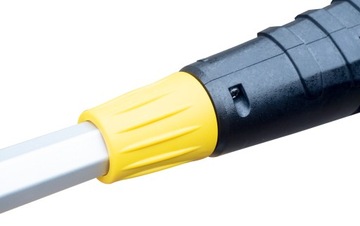 Комплект аккумуляторной бензопилы и телескопических ножниц 2 в 1.