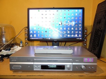 Sony SLV-SE840 Hi-Fi стереомагнитофон Smart Engine с 6 головками и дистанционным управлением