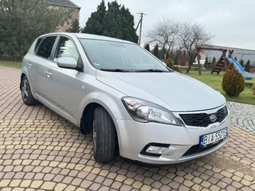Kia Ceed I Hatchback 5d Facelifting 1.4 DOHC CVVT 90KM 2010 Kia Ceed LIFT 1.4 90KM Klima 2x kola 1-reka Gotowy do jazdy 1.4 90KM, zdjęcie 21
