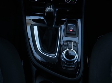 BMW Seria 2 F22-F23-F45-F46 2018 BMW 2 Gran Tourer 216d Gran Tourer, Automat, Navi, zdjęcie 18