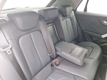 Audi Q2 SUV Facelifting 2.0 40 TFSI 190KM 2025 Audi Q2 FV, Audi Sound System, Pakiet Czern, Carplay, przygotowanie pod hak, zdjęcie 12