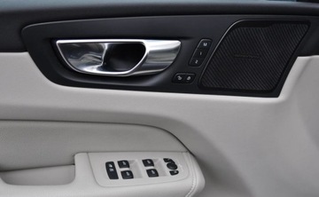 Volvo XC60 II Crossover D4 190KM 2020 Volvo XC 60 VOLVO XC60 2.0 B4 4WD 197km 2020R ACC HK DACH ORYGINAL Fa Vat23, zdjęcie 17