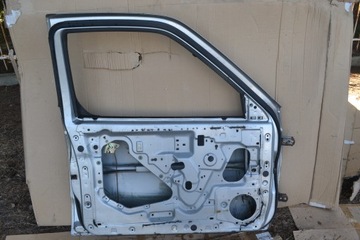 DVEŘE LEVÝ PŘEDNÍ NISSAN NAVARA D22 II 1997-2005