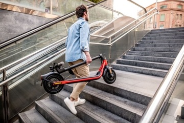 Электрический самокат Segway Ninebot D18E черно-красный 25км/ч