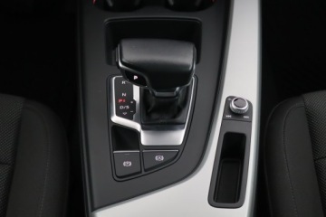 Audi A4 B9 Limousine Facelifting 2.0 35 TFSI 150KM 2023 Audi A4 35 TFSI, Salon Polska, 1. Właściciel, zdjęcie 18