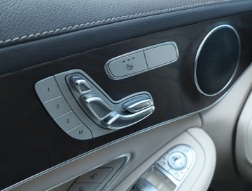 Mercedes Klasa C W205 Limuzyna 200 184KM 2016 Mercedes C C 200 4MATIC, Salon Polska, 4X4, zdjęcie 15