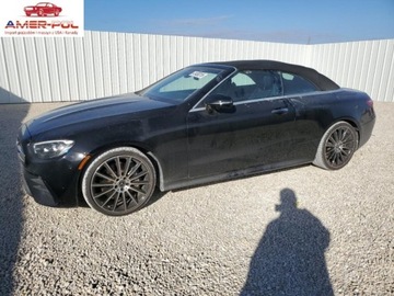 Mercedes Klasa E W213 2022 Mercedes-Benz Klasa E 450 2022 3.0l 3.0 Benzyna 362KM