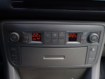 Citroen C5 III Tourer 2.0 HDi FAP 140KM 2011 Citroen C5 2.0 HDi, Salon Polska, Klima, zdjęcie 12