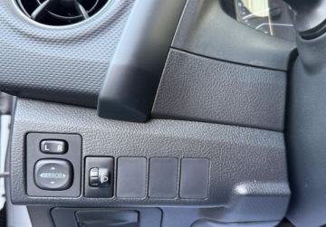 Toyota Auris II Touring Sports Facelifting 1.33 Dual VVT-i 99KM 2017 Toyota Auris salon Polska, serwis ASO Toyota, Gwarancja 1.3 Benzyna 99KM, zdjęcie 8