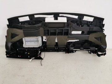 DESKA KONZOLA TOYOTA AURIS 2 II