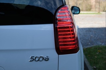 Peugeot 5008 I Minivan Facelifting 2.0 HDi 150KM 2015 Peugeot 5008 FL 2.0 HDi-150KM Allure nawigacja panorama zarejestrowany PL, zdjęcie 8