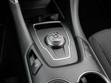 Ford Mondeo V Kombi Facelifting 2.0 EcoBlue 150KM 2020 Ford Mondeo WD2445P#2.0 EcoBlue Titanium Podgrz.f,, zdjęcie 17