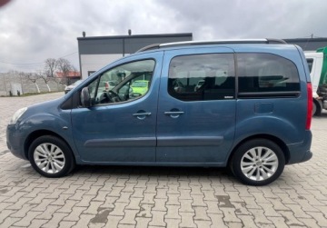 Citroen Berlingo II 2009 Citroen Berlingo 1.6 Benzyna 5 Osob, Klimatyzacja Elektryczne szyby Radio, zdjęcie 6
