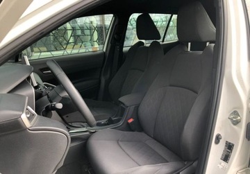 Toyota Corolla Cross 2.0 Hybrid Dynamic Force 197KM 2023 Toyota Corolla Cross Corolla Cross Comfort FV23 1 wlasciciel Bezwypadk, zdjęcie 5