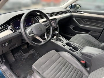 Volkswagen Passat B8 Variant Facelifting 2.0 TDI SCR 150KM 2022 Volkswagen Passat Volkswagen Passat Volkvagen Pass, zdjęcie 9
