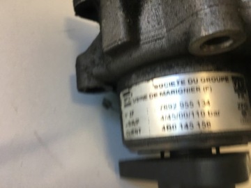 AUDI A6 C5 2.8 V6 ČERPADLO SERVA 4B0145156
