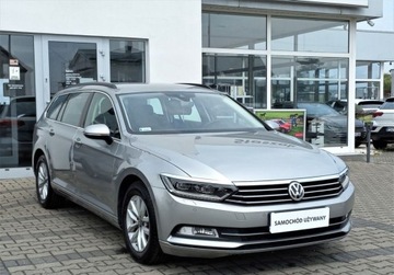 Volkswagen Passat B8 Variant 1.8 TSI BlueMotion Technology 180KM 2015 Volkswagen Passat 1.8 Benzyna 180KM, zdjęcie 1