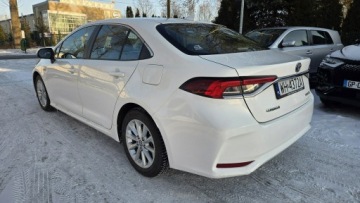 Toyota Corolla XII Sedan 1.8 Hybrid 122KM 2021 Toyota Corolla 1.8HSD 122KM F-vat 23% Kamera, zdjęcie 5