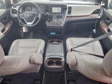 Toyota Sienna III 2020 Toyota Sienna XLE 2020 3.5 Benzyna 296KM, zdjęcie 8