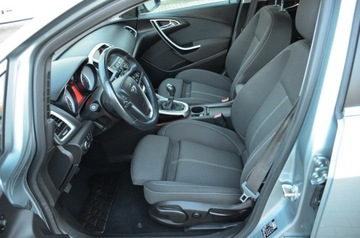 Opel Astra J Sports Tourer Facelifting 1.6 CDTI  136KM 2014 ZAREJESTROWANA LIFT 1.6CDTI 136KM SERWIS LEDY NAVI KAMERA BLISS ALU 2xPDC, zdjęcie 20
