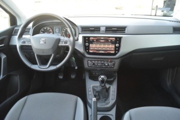 Seat Ibiza IV Hatchback 5d Facelifting 1.0 MPI 75KM 2017 Seat Ibiza SalonPL 75KM MPI 16Alu LEDPakiety Czujniki Climatronic Fulllink, zdjęcie 9