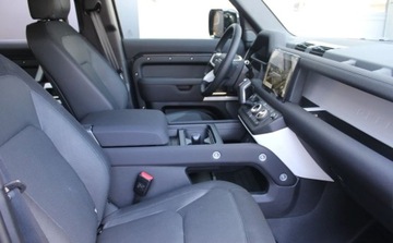 Land Rover Defender IV (L663) 90 3.0D R6 300KM 2024 Land Rover Defender Defender MY24 3.0D I6 300 PS AWD Auto X-Dynamic HSE 110, zdjęcie 8