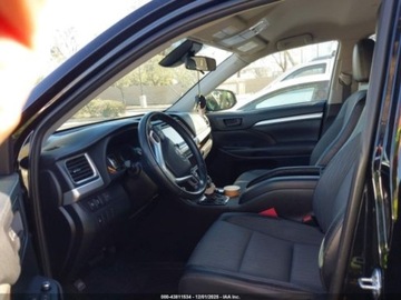 Toyota Highlander II 2019 Toyota Highlander LE PLUS, V6, od ubezpieczalni 3.5 Benzyna 295KM, zdjęcie 9