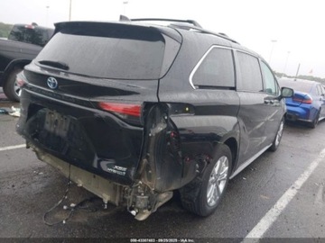 Toyota Sienna III 2022 Toyota Sienna 2022r., XSE, od ubezpieczalni 2.5 Benzyna 190KM, zdjęcie 6