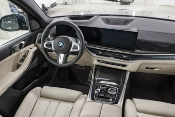 BMW X5 G05 SUV Facelifting 3.0 30d 298KM 2025 BMW X5 xDrive30d Dostępny od ręki!, zdjęcie 16