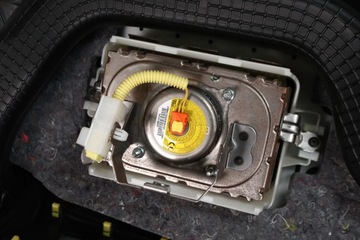 DESKA KONZOLA TOYOTA AYGO II (14-) AIRBAG PÁSY ORIGINÁLNÍ