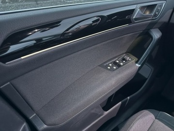 Volkswagen Touran III 1.6 TDI 110KM 2016 Volkswagen Touran 1.6TDI 110KM 2016 Comfortline,, zdjęcie 25