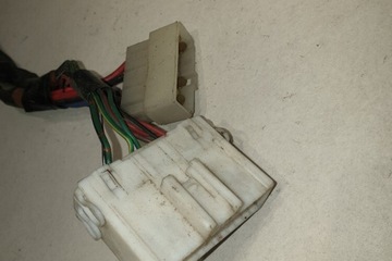 MINCE MITSUBISHI GALANT IV SEDAN (E3_A) MB529652 1988