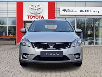 Kia Ceed I Hatchback 5d Facelifting 1.4 DOHC CVVT 90KM 2012 Kia Ceed Kia Ceed 1.4 CVVT 1.4 Benzyna 90KM, zdjęcie 8
