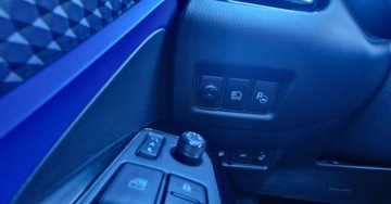 Toyota C-HR I Crossover 1.2L Turbo 116KM 2016 Toyota C-HR Bogate wyposazenie Niski przebieg Pierwszy wlasciciel, Salon PL, zdjęcie 9