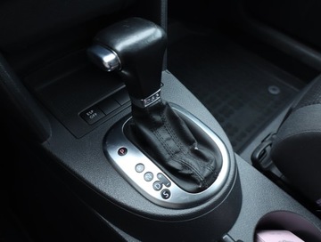 Volkswagen Touran I 2.0 TDI 140KM 2009 VW Touran 2.0 TDI, DSG, 7 miejsc, Navi, Klima, zdjęcie 12